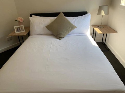 Delicate And Peaceful Bundoora Townhouse 12 - Darwin Holiday 2