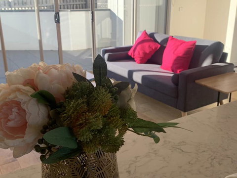 Delicate And Peaceful Bundoora Townhouse 12-R3 - Darwin Holiday 1