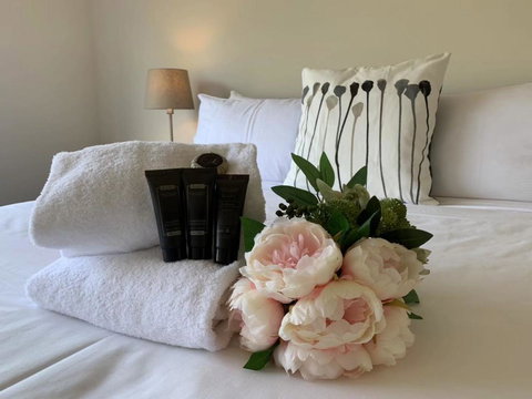 Delicate And Peaceful Bundoora Townhouse 13-R3 - Darwin Holiday 0