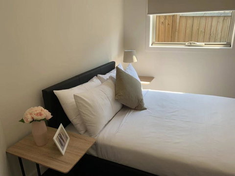 Delicate And Peaceful Bundoora Townhouse 7-R4 - Darwin Holiday 3