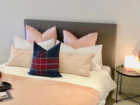 Deluxe And Brand New Lakeside Apartment - Darwin Holiday 3