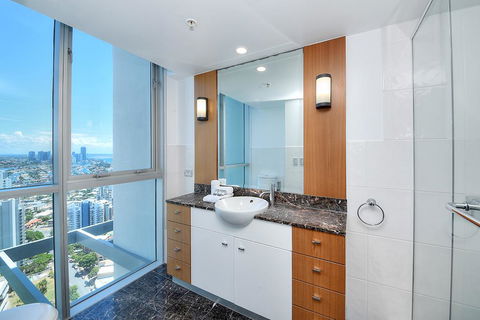 Deluxe Chevron Renaissance - Darwin Holiday 3