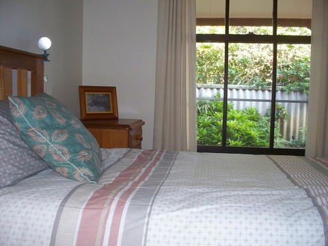 Dog Friendly Holiday House At Red Beach - Darwin Holiday 1