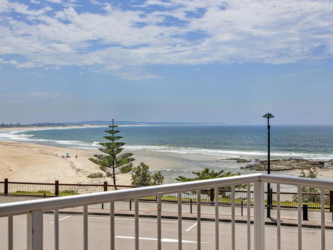 Dolphin Court 4 - Darwin Holiday 1