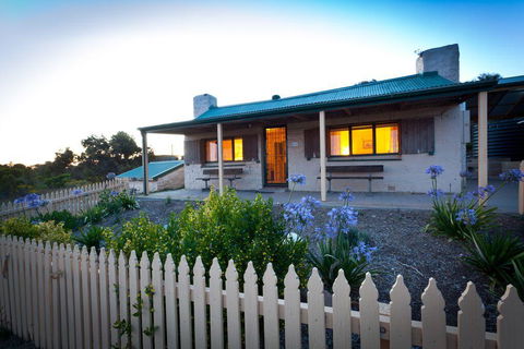 Donington Cottage Lincoln National Park - Darwin Holiday 0