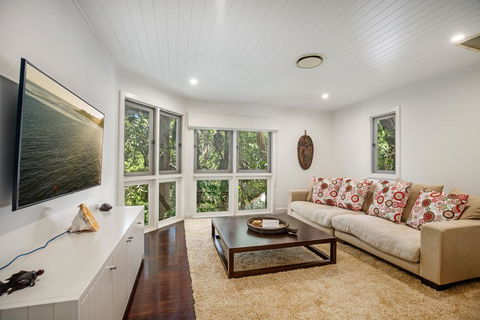 Dual-living Amongst The Rainforest, Little Cove - Darwin Holiday 2