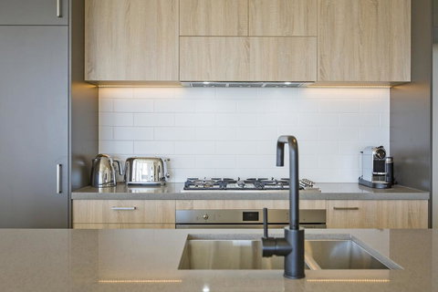 Dune Beachfront Apartments - Darwin Holiday 2