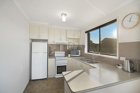 Eagle Heights Holiday Units - Darwin Holiday 3
