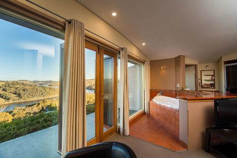 Eagle View Escape - Darwin Holiday 0