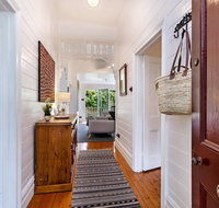 EAMONT ON SACKVILLE - Darwin Holiday