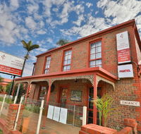 Early Australian Motor Inn - Darwin Holiday