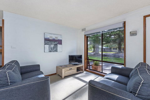 Eastern Beach Units #2 - Darwin Holiday 3