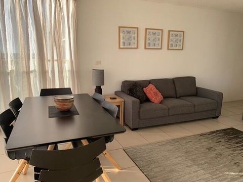 Ebbtide Unit 5 / 2-6 North Street - Darwin Holiday 1