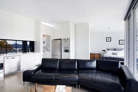 Edge 7/16 Clyde Street - Darwin Holiday 2