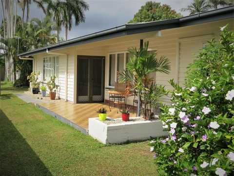 Edge Hill Clean & Green Cairns, 7 Minutes From The Airport, 7 Minutes To Cairns CBD & Reef Fleet Terminal - Darwin Holiday 2