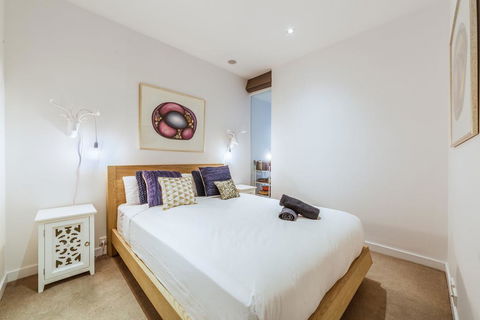 Elegant 1 Bed 1 Bath & Free Parking - Darwin Holiday 3