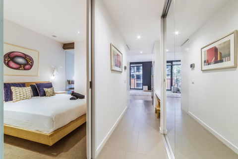 Elegant 1 Bed 1 Bath & Free Parking - Darwin Holiday 0