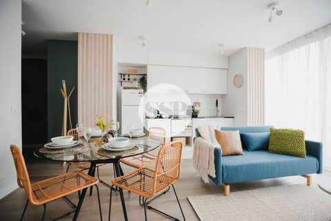 Elegant 2BR Abode Within Melbourne CBD FREE WIFI - Darwin Holiday 0