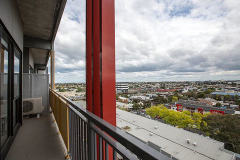 Elegant 2BR@Footscray Station - Darwin Holiday 3