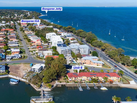Elegant Waterfront Gem Where The Ocean Meets The Canal! - Darwin Holiday 1