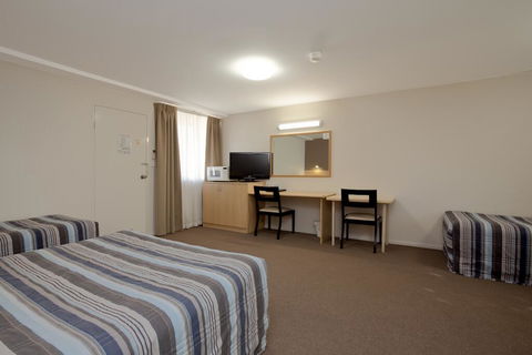 Elizabeth Motor Inn - Darwin Holiday 1
