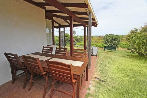 Ellensdale Cottage -Margaret River - Darwin Holiday 2