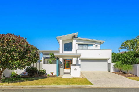 Elliston @ Corporate Boardies. - Darwin Holiday 2