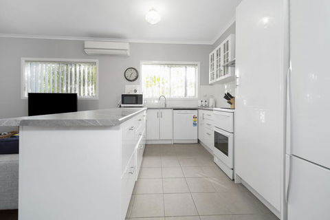 Eloora House, Blue Bay - Darwin Holiday 2