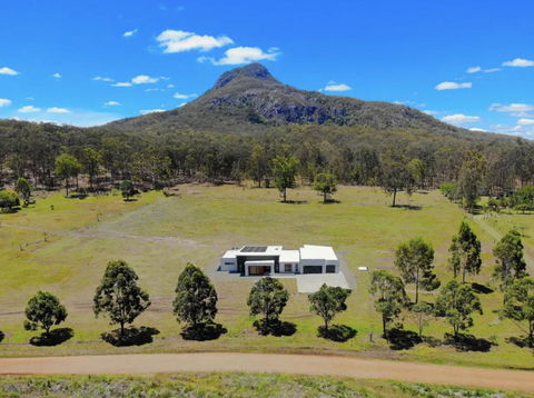 Elysium Fields Moogerah - Darwin Holiday 0