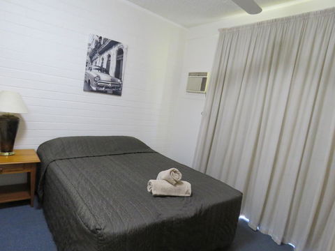Emerald Gardens Motel & Apartments - Darwin Holiday 3