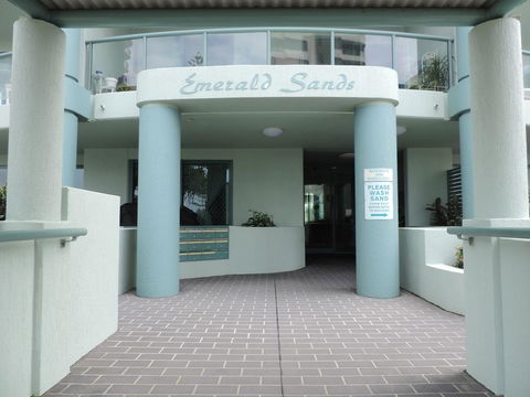 Emerald Sands Holiday Apartments - Darwin Holiday 1