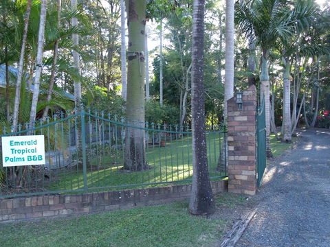 Emerald Tropical Palms B & B - Darwin Holiday 2