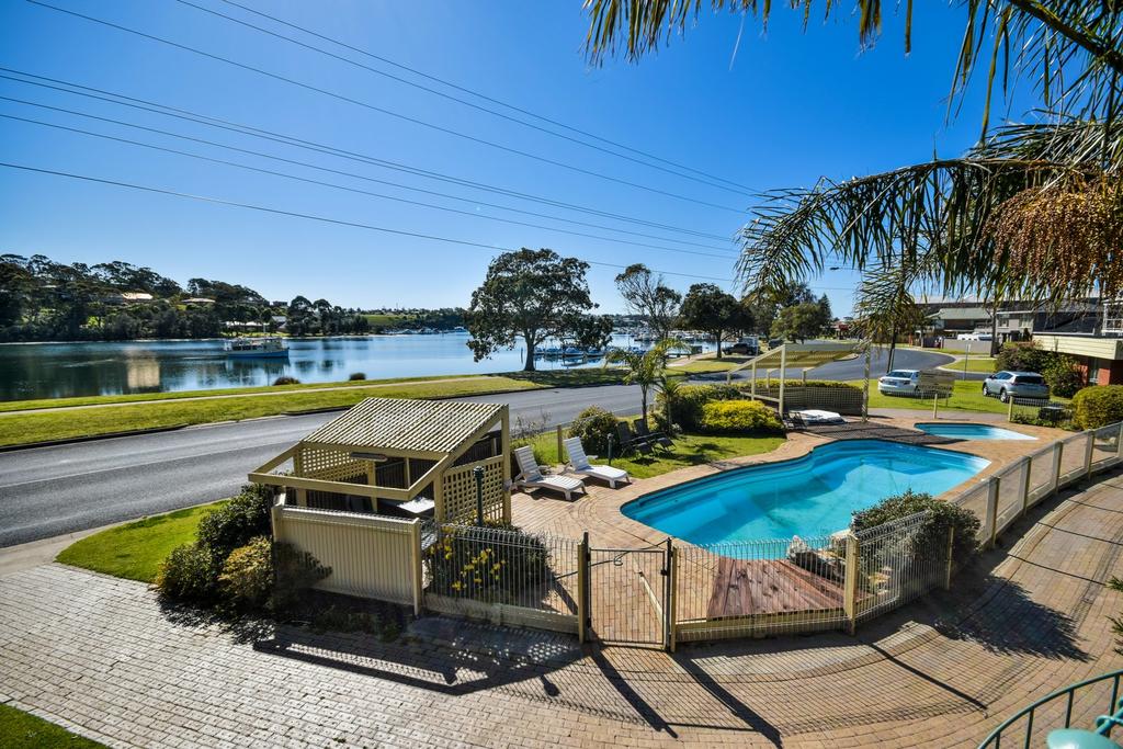 Cabbage Tree Creek VIC Darwin Holiday