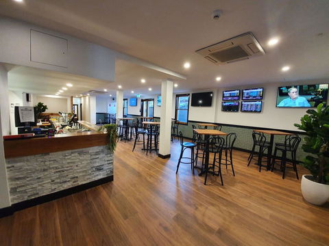 Empire Hotel Goulburn - Darwin Holiday 2
