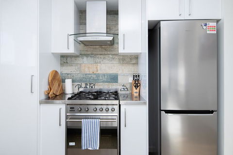 Endsleigh II - Cosy 2 Bedroom Villa, Free Wifi, Near CBD - Darwin Holiday 3