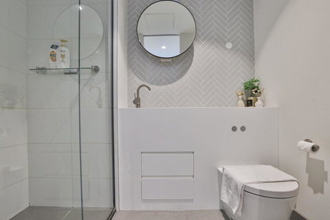 EQ TOWER Melbourne CBD APT - Darwin Holiday 3