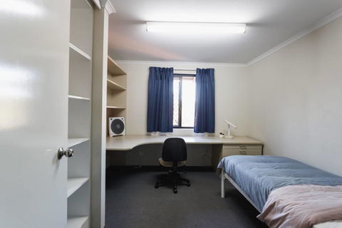 Erica Underwood House 6 Bedroom Flat - Darwin Holiday 0
