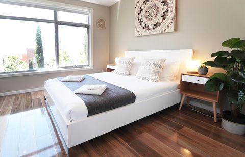 EROS City Fringe - Wifi, Wine, Netflix, Pets OK And Park Views! - Darwin Holiday 0