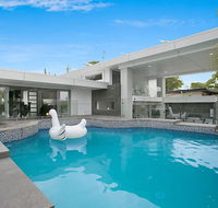 Essence of Broadbeach - Darwin Holiday