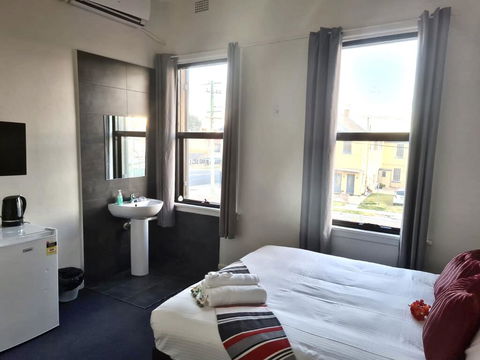 Exchange Hotel Goulburn - Darwin Holiday 2