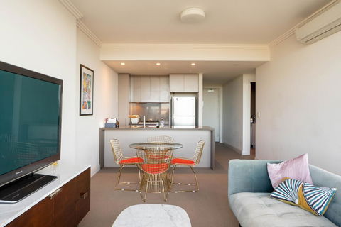 Executive Apartment Sydney Olympic Park - Darwin Holiday 2