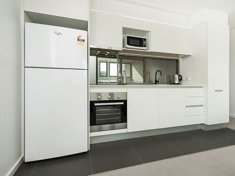 Executive Luxury Apartment - Darwin Holiday 3