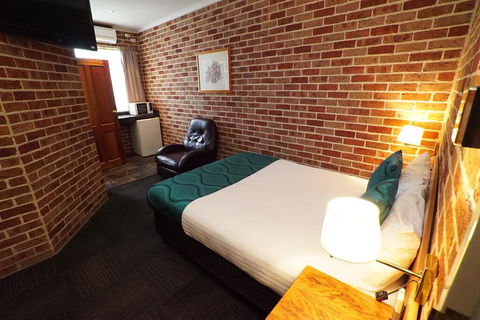 Exies Bagtown - Darwin Holiday 3