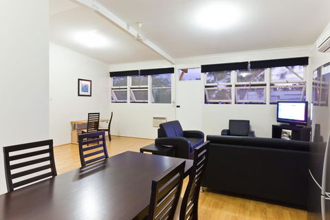 Exmouth Villas Unit 33 - Renovated Holiday Villa A Short Walk From Town Centre - Darwin Holiday 3