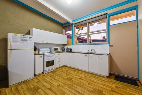 Exmouth Villas Unit 37 - Beautifully Appointed Villa Close To Town Centre - Darwin Holiday 3