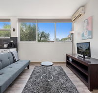 Explore Melbourne from a Convenient South Yarra Pad - Darwin Holiday