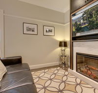 Explore the Blue Mountains on foot - Darwin Holiday