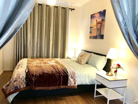 Family Home In Prime Location Melbourne - Darwin Holiday 0