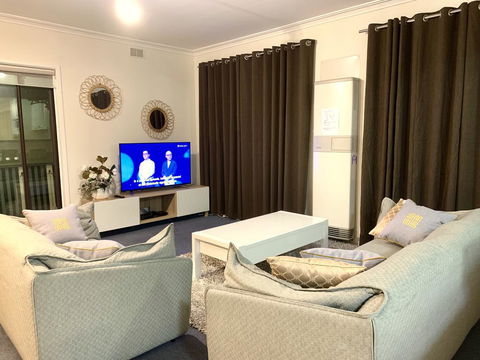 Family Home In Prime Location Melbourne - Darwin Holiday 1