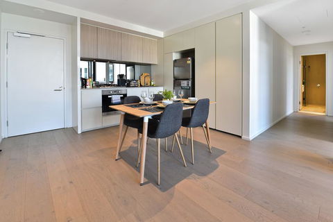 Family Loved-2BR Apt @ Docklands - Free Parking - Darwin Holiday 3